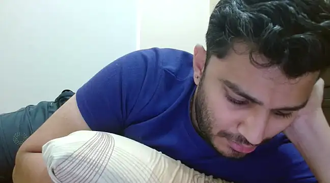 Snapshot of robintoit chatting on March 2025 03:34:01 AM robintoit online show from March 2025 03:34:01 AM