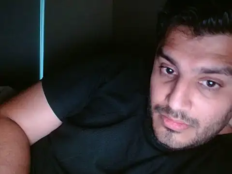 Snapshot of robintoit chatting on June 2026 12:48:02 AM robintoit online show from June 2026 12:48:02 AM