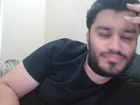 Snapshot of robintoit chatting on July 2026 10:17:02 AM robintoit online show from July 2026 10:17:02 AM