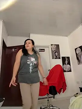 Natasha milf   online show from May 2026 12:59:01 PM