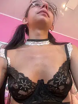 Bonniepark online show from March 2025 12:31:01 AM