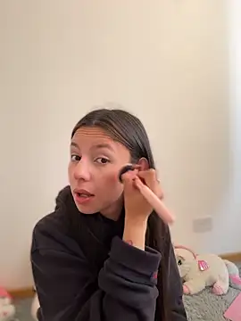 Bonniepark online show from December 2025 12:10:01 PM