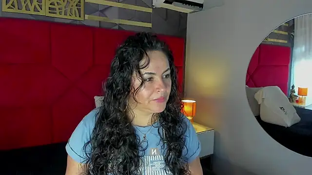 hanny milf online show from May 2026 11:40:01 AM