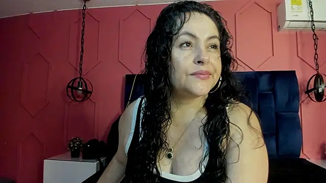 hanny milf online show from May 2026 11:39:01 AM