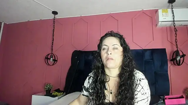 hanny milf online show from May 2026 12:24:01 PM