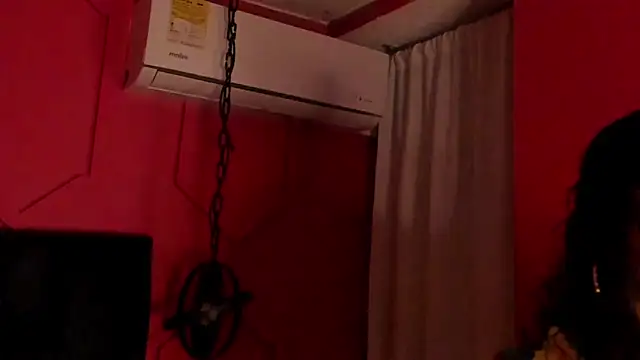 hanny milf online show from May 2026 11:51:02 AM