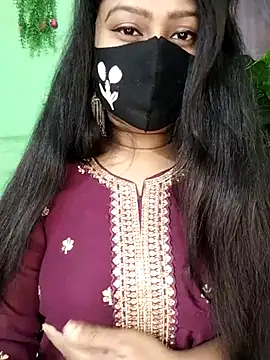 Idhika Paul online show from January 2026 03:31:01 AM