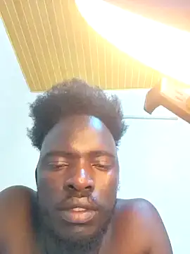 MaskedGQ online show from October 2025 07:00:01 PM