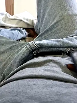 MaskedGQ online show from December 2025 04:12:02 PM