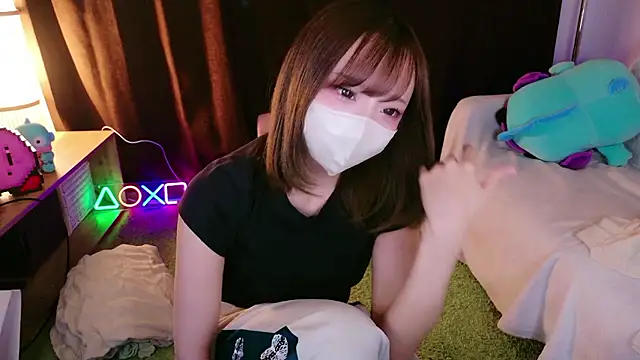 nyakotan online show from April 2026 10:18:02 PM