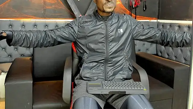 Terrance z online show from October 2025 06:26:01 AM