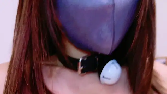 Yui-Ch online show from December 2024 02:37:01 PM