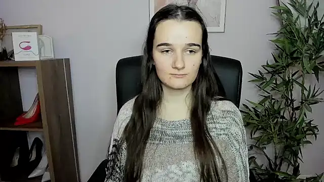 Snapshot of KateDelight chatting on December 2024 11:18:02 AM KateDelight online show from December 2024 11:18:02 AM