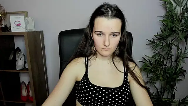 Snapshot of KateDelight chatting on December 2024 08:58:02 PM KateDelight online show from December 2024 08:58:02 PM