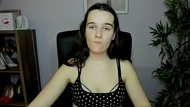 Snapshot of KateDelight chatting on January 2025 07:47:02 PM KateDelight online show from January 2025 07:47:02 PM