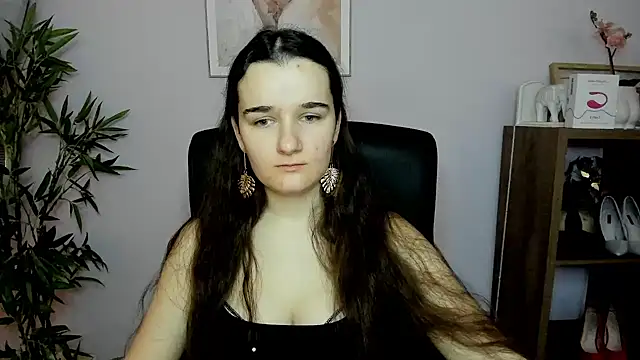 Snapshot of KateDelight chatting on February 2025 07:36:02 AM KateDelight online show from February 2025 07:36:02 AM