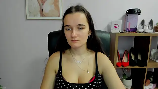 Snapshot of KateDelight chatting on November 2025 07:38:02 AM KateDelight online show from November 2025 07:38:02 AM