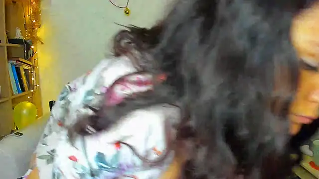 SoftlyShine online show from January 2025 06:48:01 PM