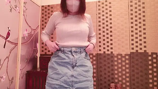 ayu yu xo online show from February 2025 01:08:02 PM