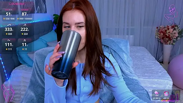 Milkissss online show from March 2025 09:18:02 PM