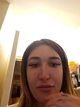 Icy  Diamond online show from March 2026 08:03:01 PM