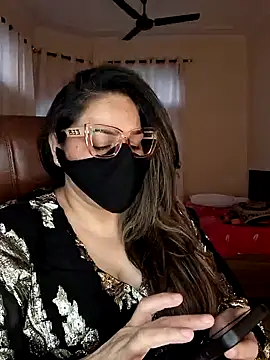 SEXY-Sardarni online show from December 2024 10:04:02 AM