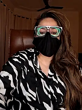 SEXY-Sardarni online show from March 2025 02:56:01 PM