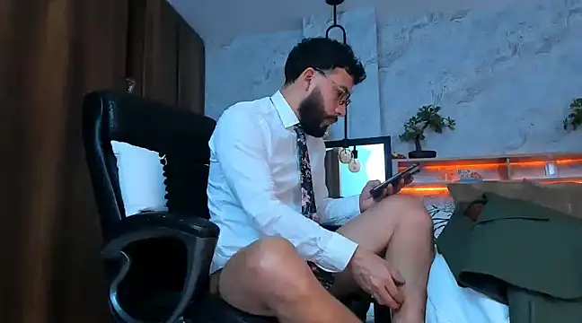 Snapshot of bruno_woods chatting on March 2025 05:13:01 PM bruno woods online show from March 2025 05:13:01 PM