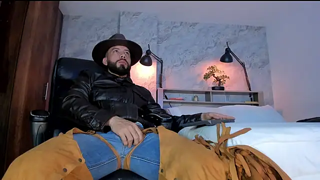 Snapshot of bruno_woods chatting on October 2025 11:57:01 PM bruno woods online show from October 2025 11:57:01 PM