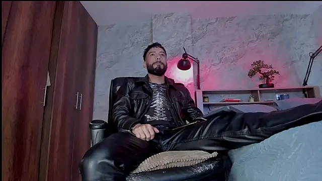 Snapshot of bruno_woods chatting on October 2025 01:36:03 PM bruno woods online show from October 2025 01:36:03 PM