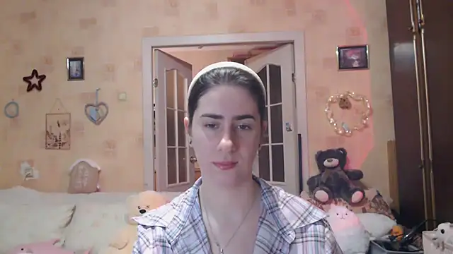 INELIKA online show from September 2025 09:05:02 PM