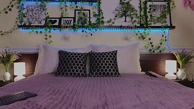 Katya Zaitseva online show from February 2025 08:09:02 PM