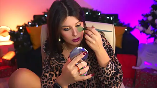 Snapshot of NicoleMun chatting on January 2025 05:02:01 PM NicoleMun online show from January 2025 05:02:01 PM