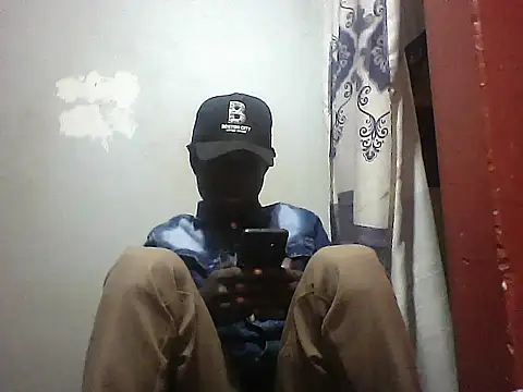 Snapshot of Javan_ chatting on September 2025 05:12:01 AM Javan online show from September 2025 05:12:01 AM