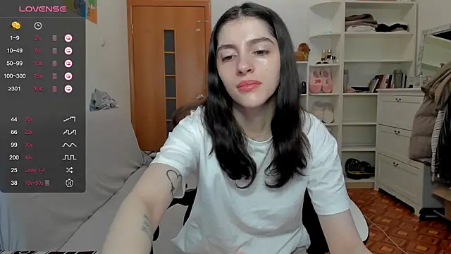 broosnica1 online show from April 2026 07:44:01 AM
