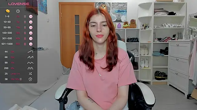 Snapshot of broosnica1 chatting on June 2026 05:28:01 AM broosnica1 online show from June 2026 05:28:01 AM