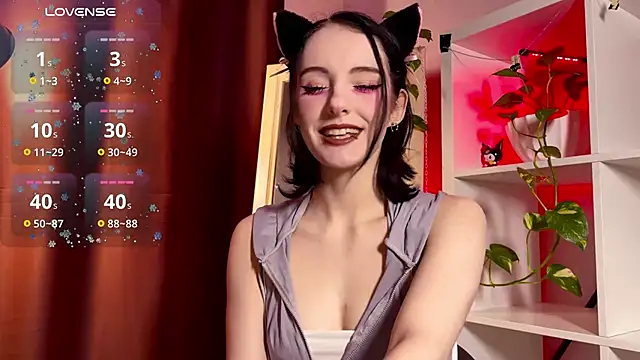 Alice Succuby online show from February 2025 07:21:01 PM