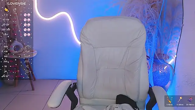 ViolettaHotLatin  online show from November 2025 12:39:02 PM