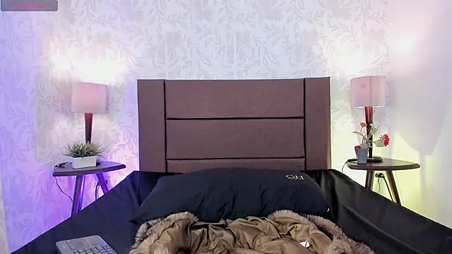 xenia golden online show from October 2025 01:01:01 PM