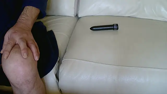 claudemichel online show from October 2025 03:02:02 PM