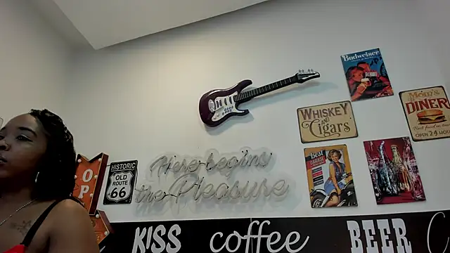 Charlotte  Brown  online show from January 2025 10:40:01 AM