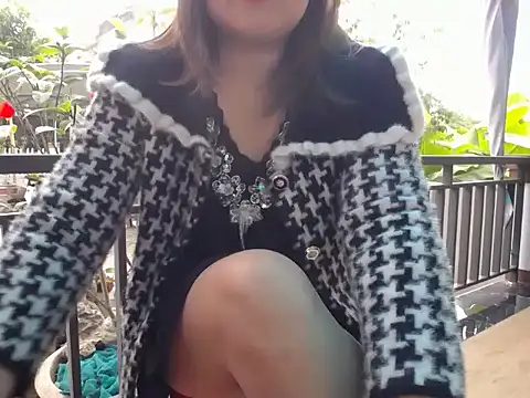 Nanaly Sweet online show from February 2025 01:04:02 AM