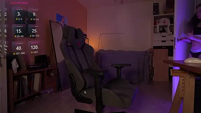 MagicFemboy online show from March 2026 11:20:02 PM