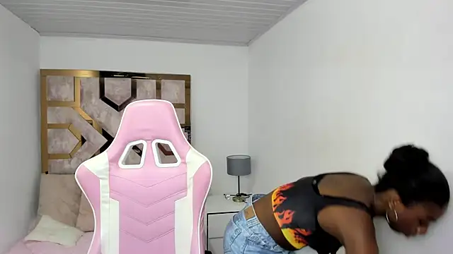 Snapshot of Anny_osorio chatting on March 2025 07:23:02 PM Anny osorio online show from March 2025 07:23:02 PM