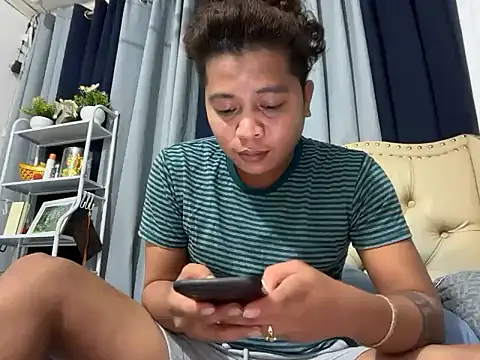 asian sweetboy online show from February 2026 10:00:01 AM