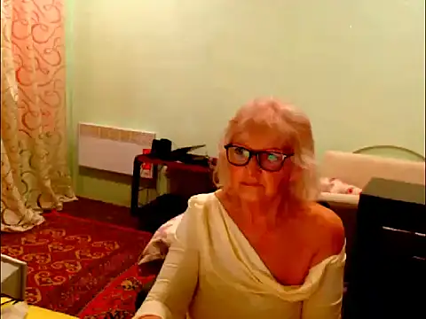 Snapshot of Natali7634 chatting on April 2026 04:24:01 AM Natali7634 online show from April 2026 04:24:01 AM