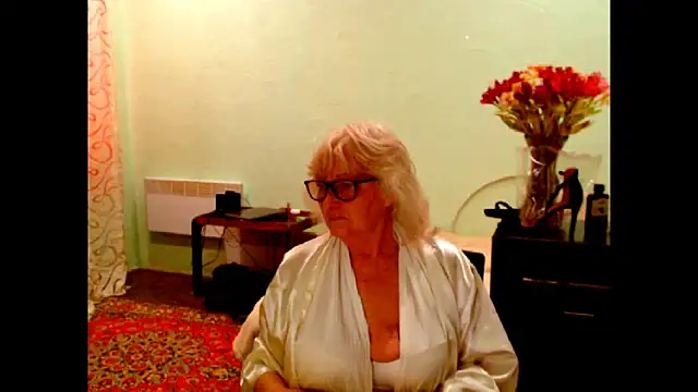 Snapshot of Natali7634 chatting on May 2026 03:06:02 PM Natali7634 online show from May 2026 03:06:02 PM