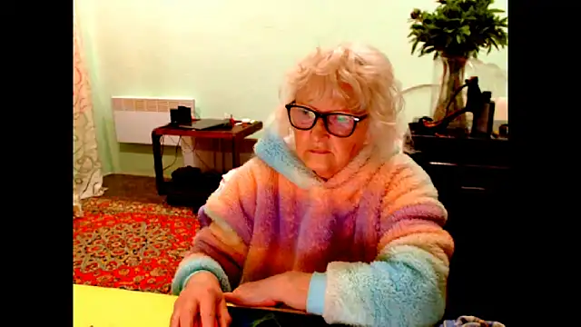 Snapshot of Natali7634 chatting on May 2026 04:40:01 AM Natali7634 online show from May 2026 04:40:01 AM