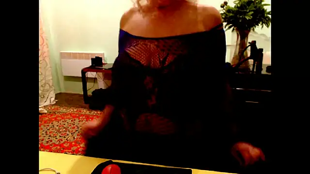Snapshot of Natali7634 chatting on May 2026 02:56:01 PM Natali7634 online show from May 2026 02:56:01 PM