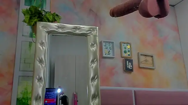 Idiris big online show from March 2025 08:38:02 PM